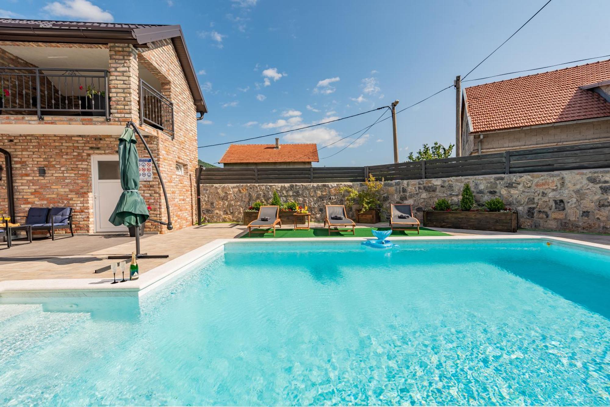 Apartman Toni Gračac Exterior foto